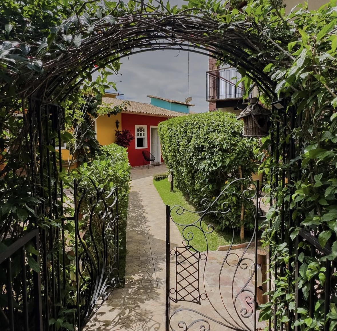 Vila Diamantina - Entrada do jardim